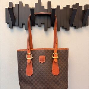 Authentic Vintage Celine Bucket shoulder bag